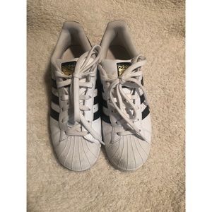Adidas Superstar